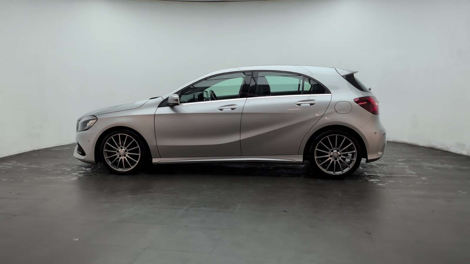 2016 MERCEDES-BENZ A CLASS 2016 MERCEDES-BENZ A CLASS