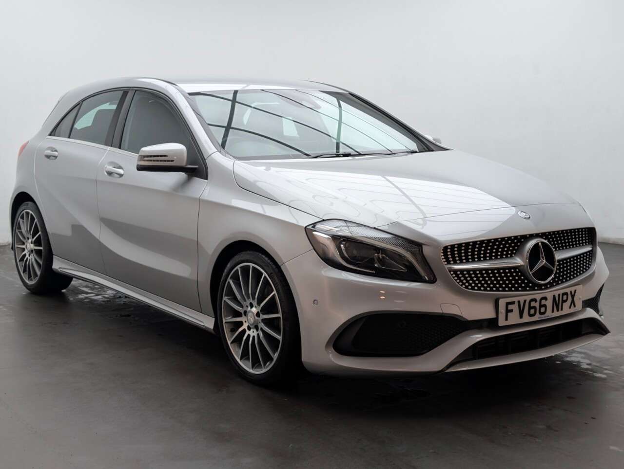 A 2016 MERCEDES-BENZ A CLASS 1.6 A180 AMG Line (Premium) Hatchback 5dr Petrol 7G-DCT Euro 6 (s/s) (122 p A 2016 MERCEDES-BENZ A CLASS 1.6 A180 AMG Line (Premium) Hatchback 5dr Petrol 7G-DCT Euro 6 (s/s) (122 p