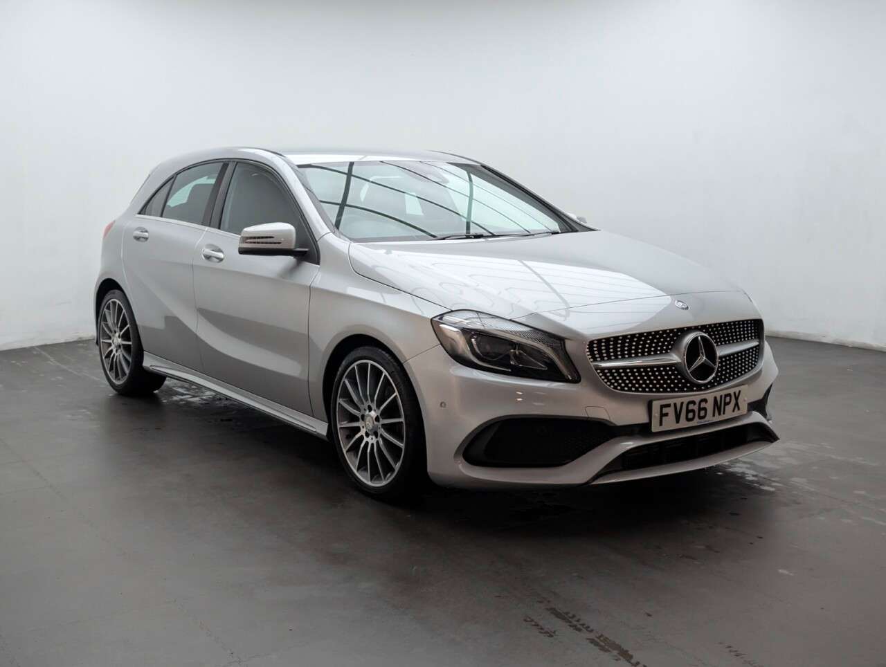 A 2016 MERCEDES-BENZ A CLASS 1.6 A180 AMG Line (Premium) Hatchback 5dr Petrol 7G-DCT Euro 6 (s/s) (122 p A 2016 MERCEDES-BENZ A CLASS 1.6 A180 AMG Line (Premium) Hatchback 5dr Petrol 7G-DCT Euro 6 (s/s) (122 p