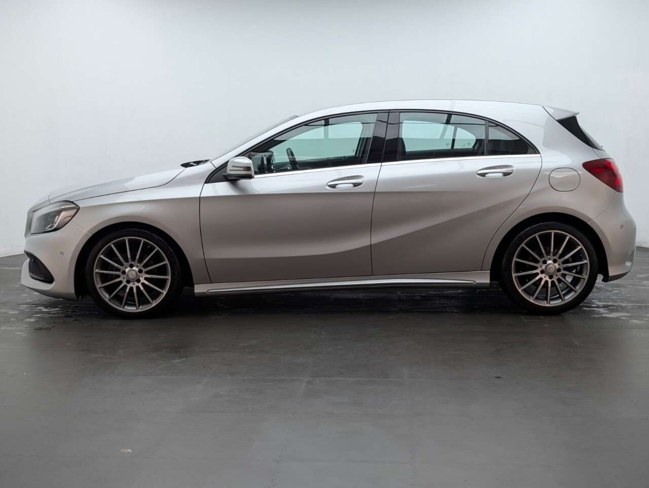 2016 MERCEDES-BENZ A CLASS 2016 MERCEDES-BENZ A CLASS