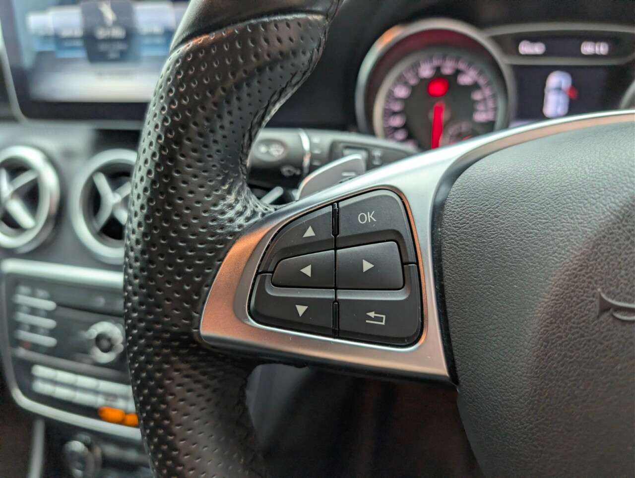 2016 MERCEDES-BENZ A CLASS 2016 MERCEDES-BENZ A CLASS