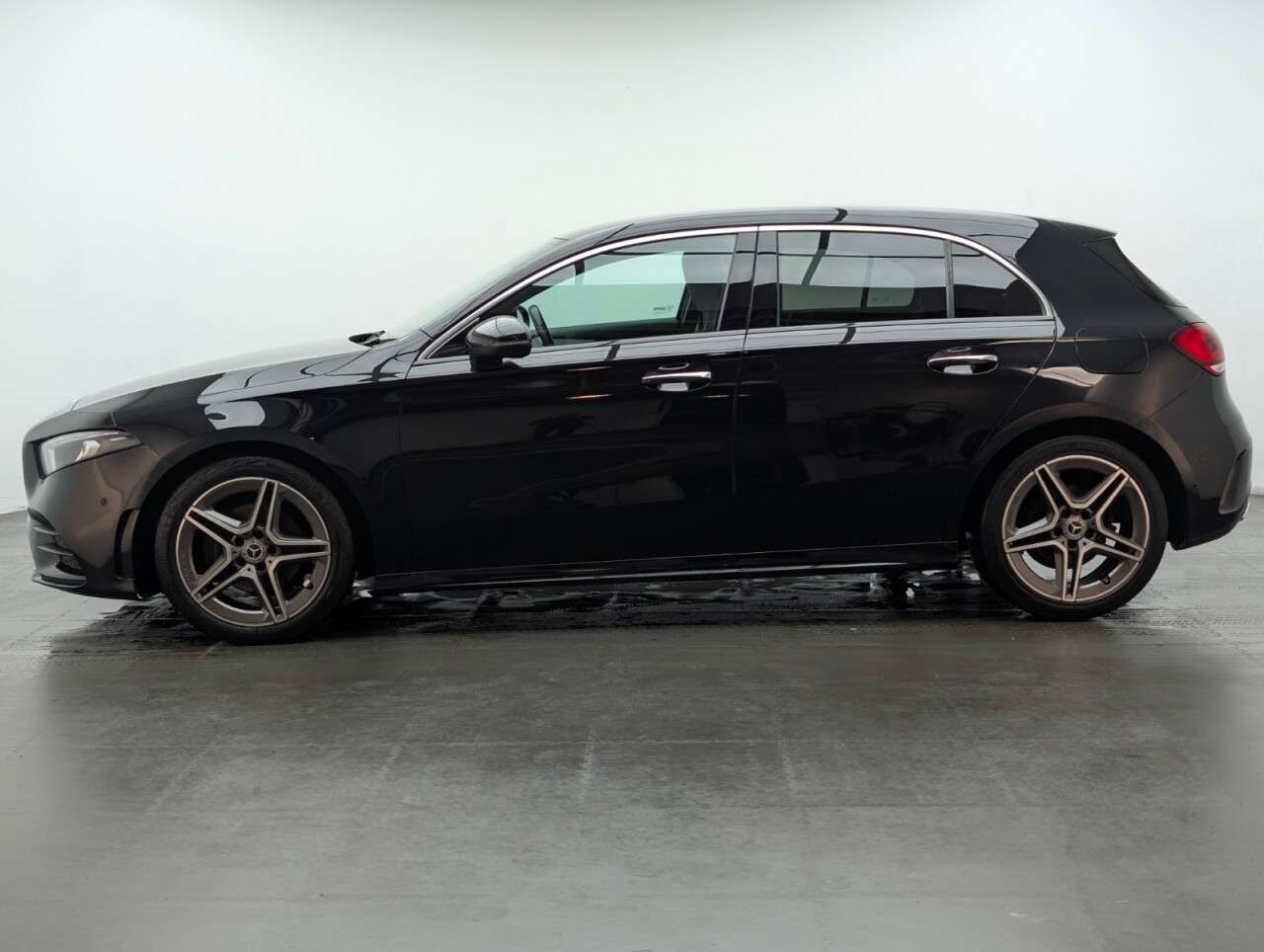 2019 MERCEDES-BENZ A CLASS 2019 MERCEDES-BENZ A CLASS