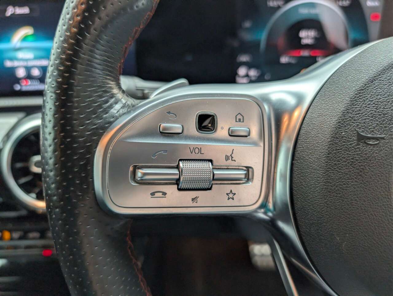 2019 MERCEDES-BENZ A CLASS 2019 MERCEDES-BENZ A CLASS