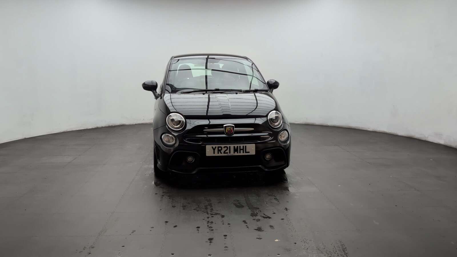 2021 ABARTH 595 2021 ABARTH 595