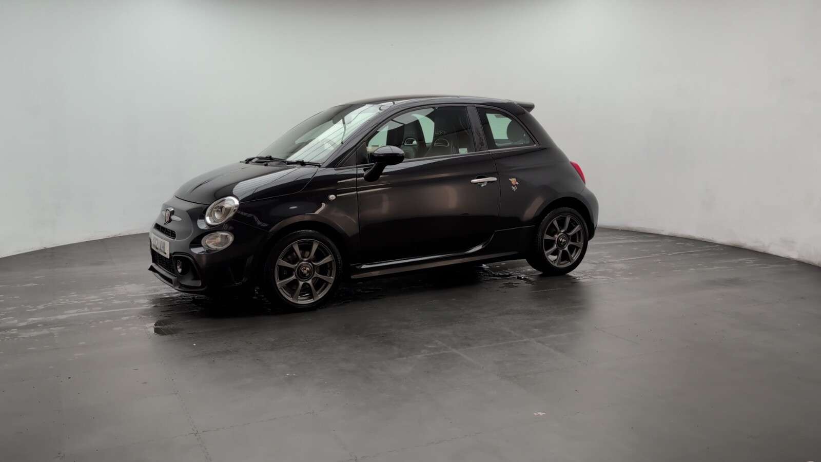 2021 ABARTH 595 2021 ABARTH 595