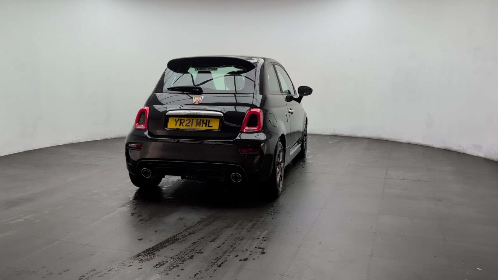 2021 ABARTH 595 2021 ABARTH 595