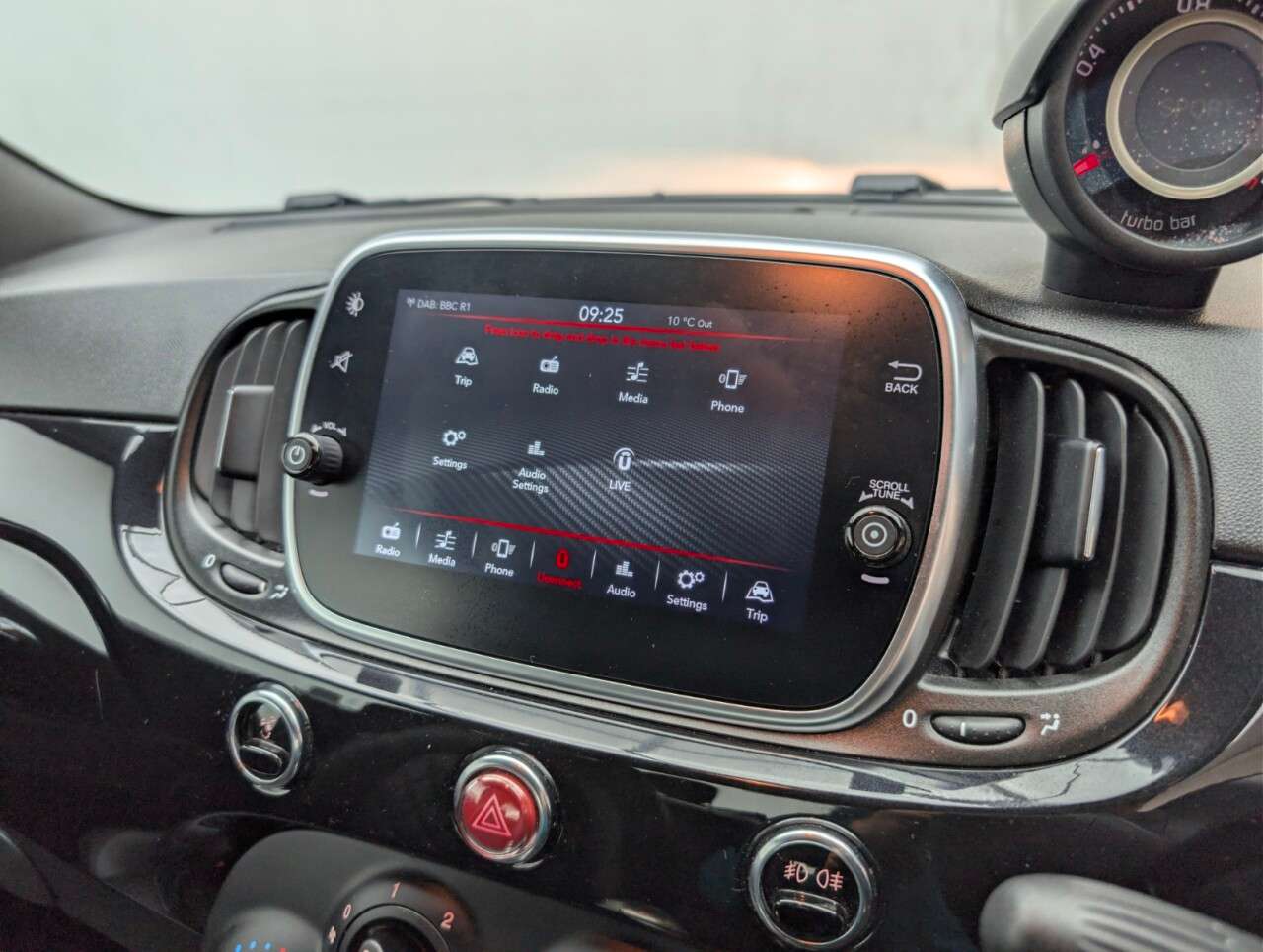 2021 ABARTH 595 2021 ABARTH 595