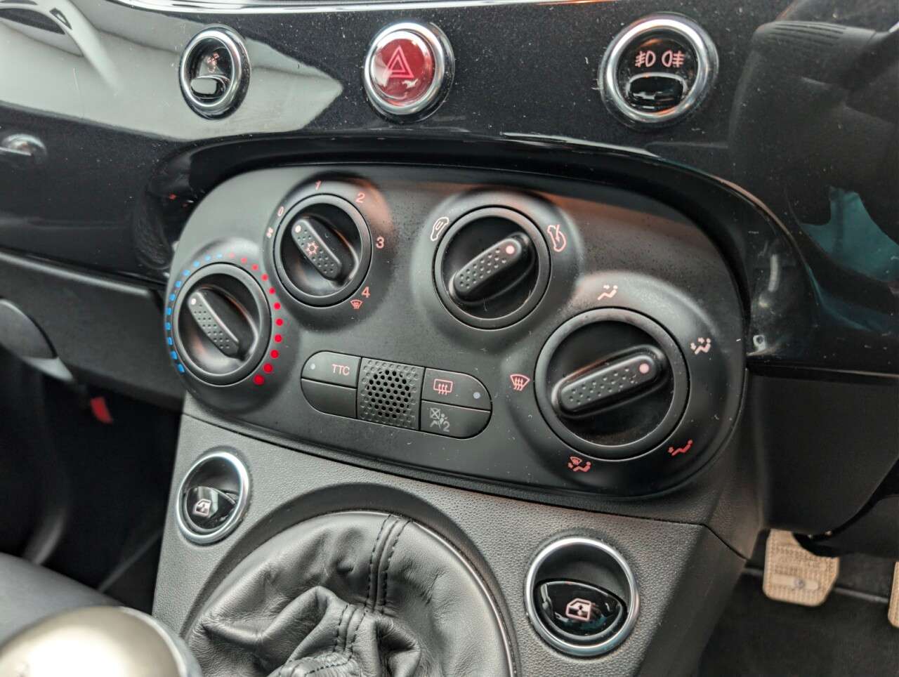 2021 ABARTH 595 2021 ABARTH 595