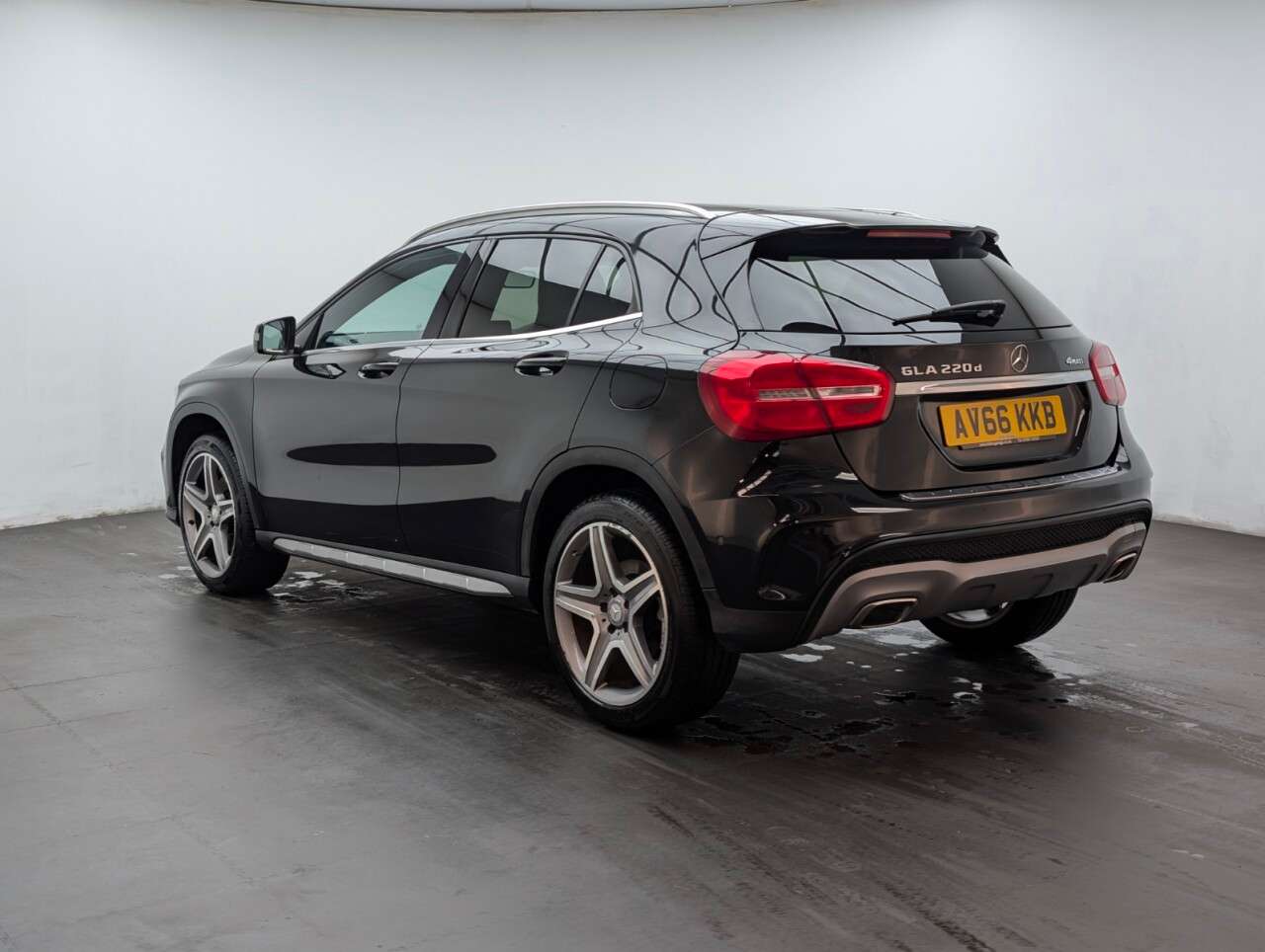 2016 MERCEDES-BENZ 180 2016 MERCEDES-BENZ 180