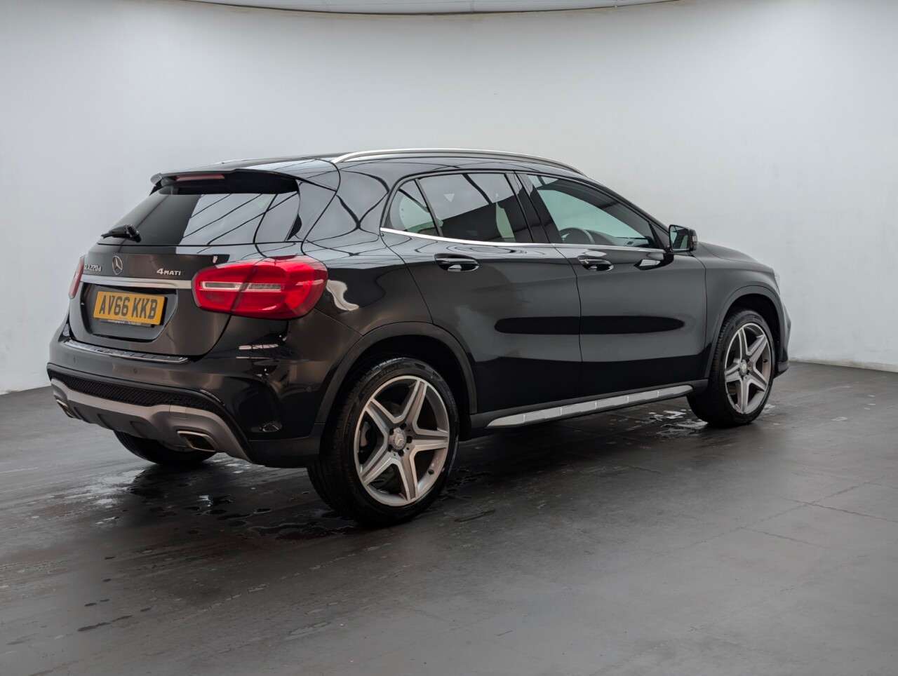 2016 MERCEDES-BENZ 180 2016 MERCEDES-BENZ 180