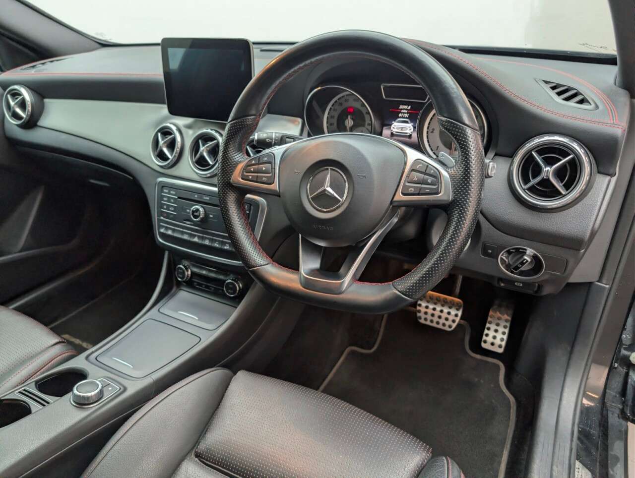 2016 MERCEDES-BENZ 180 2016 MERCEDES-BENZ 180