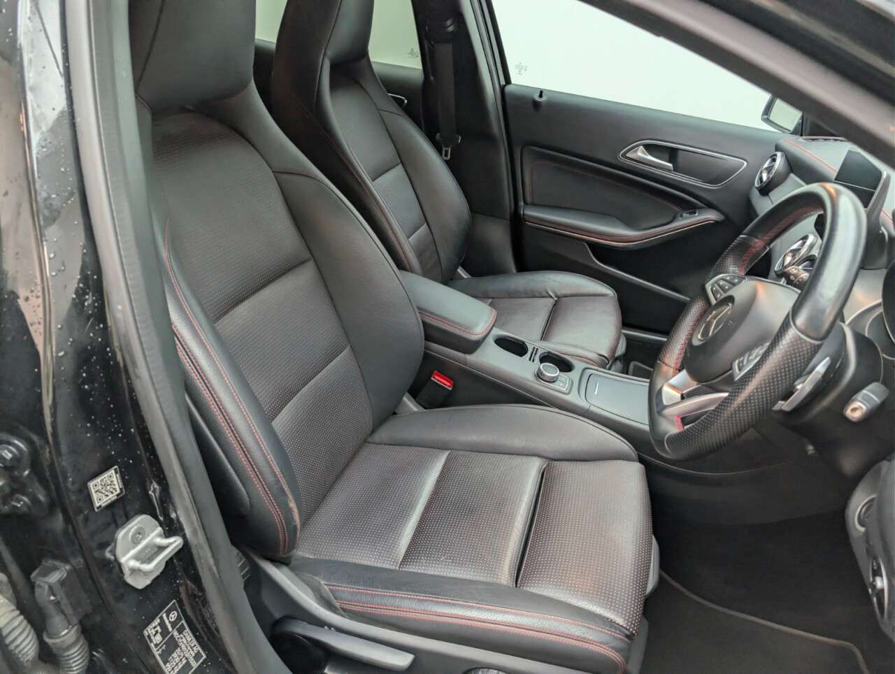 2016 MERCEDES-BENZ 180 2016 MERCEDES-BENZ 180