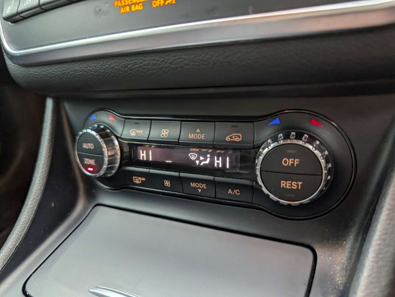 2016 MERCEDES-BENZ 180 2016 MERCEDES-BENZ 180