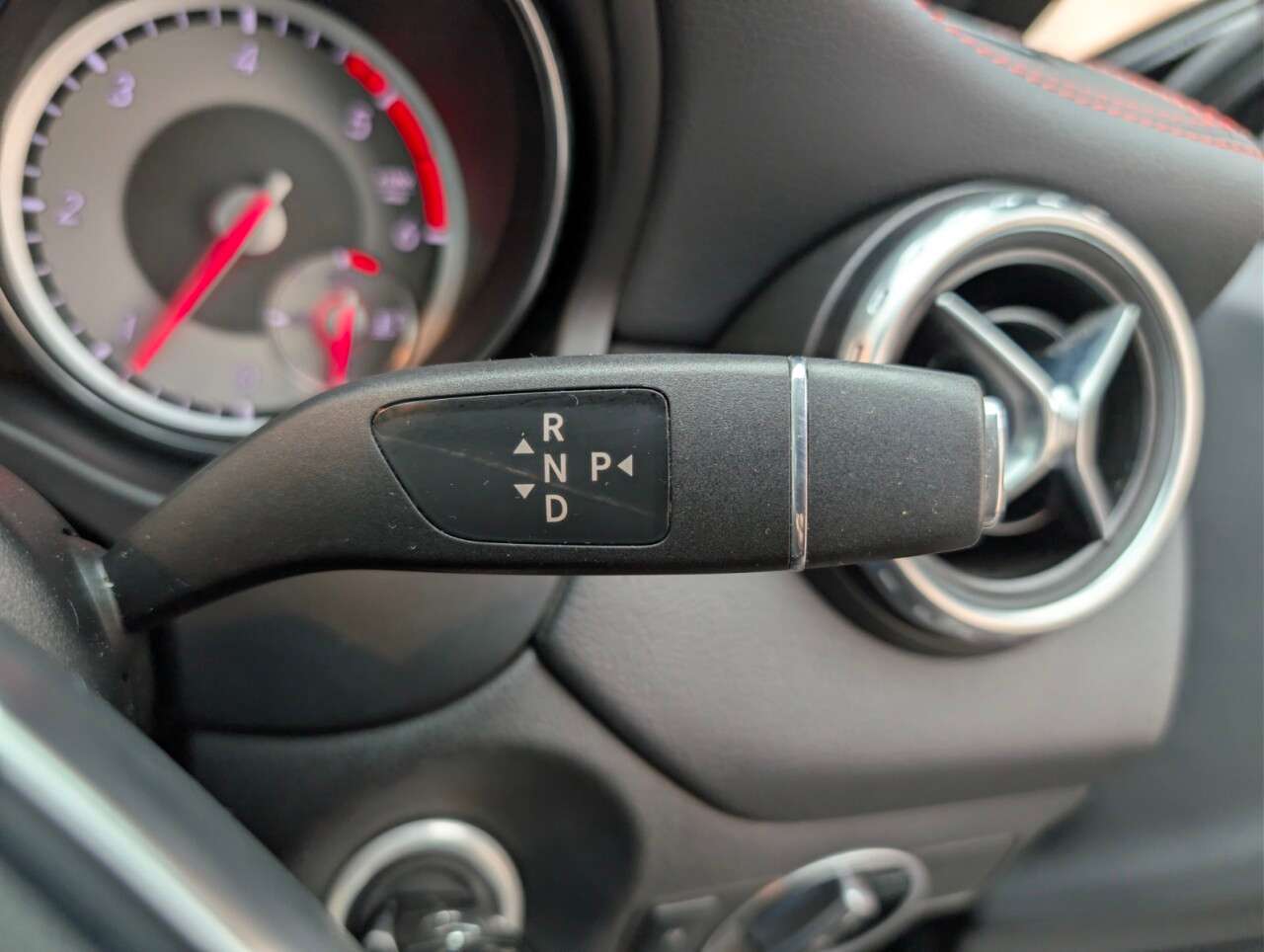 2016 MERCEDES-BENZ 180 2016 MERCEDES-BENZ 180