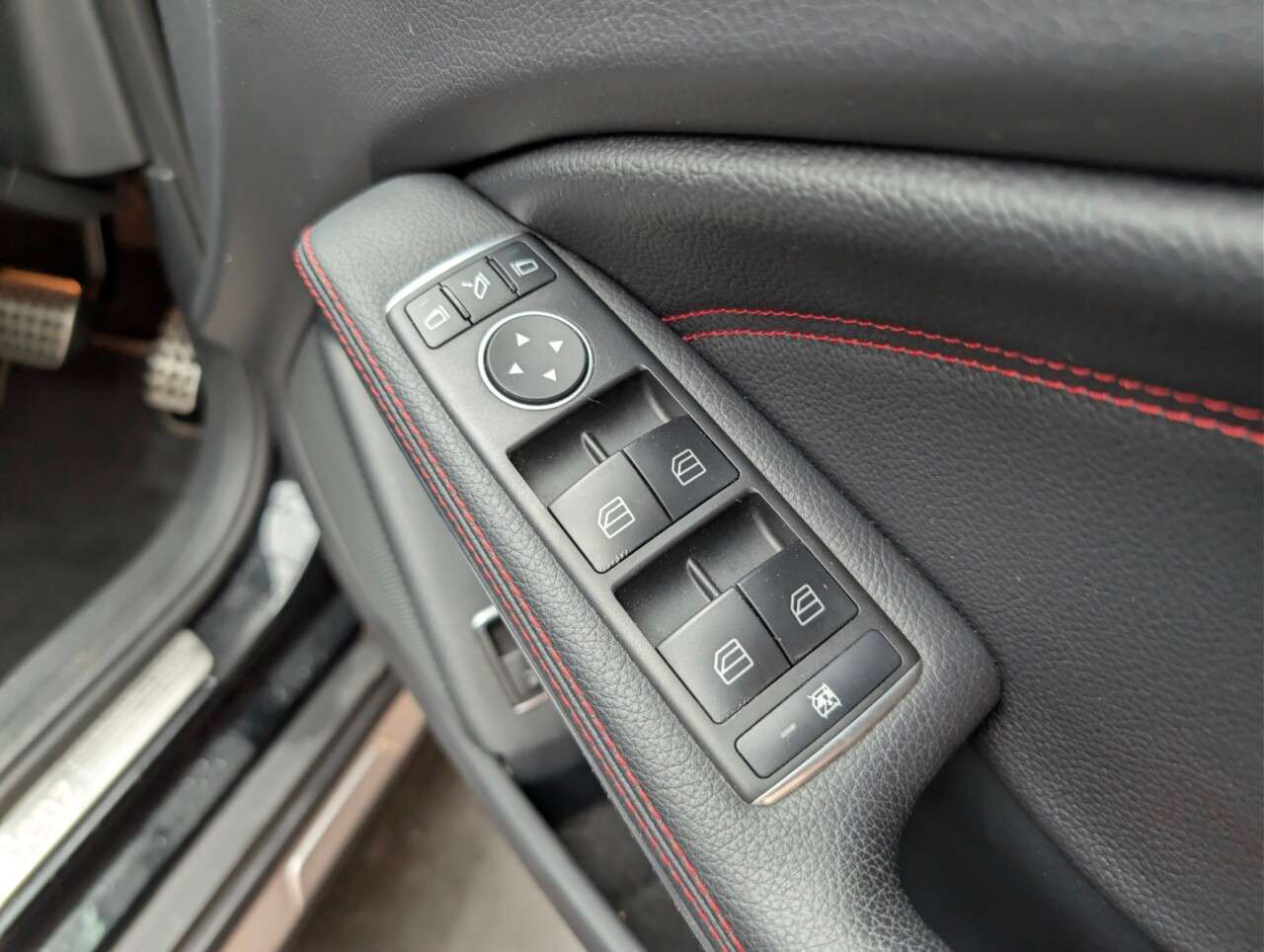 2016 MERCEDES-BENZ 180 2016 MERCEDES-BENZ 180