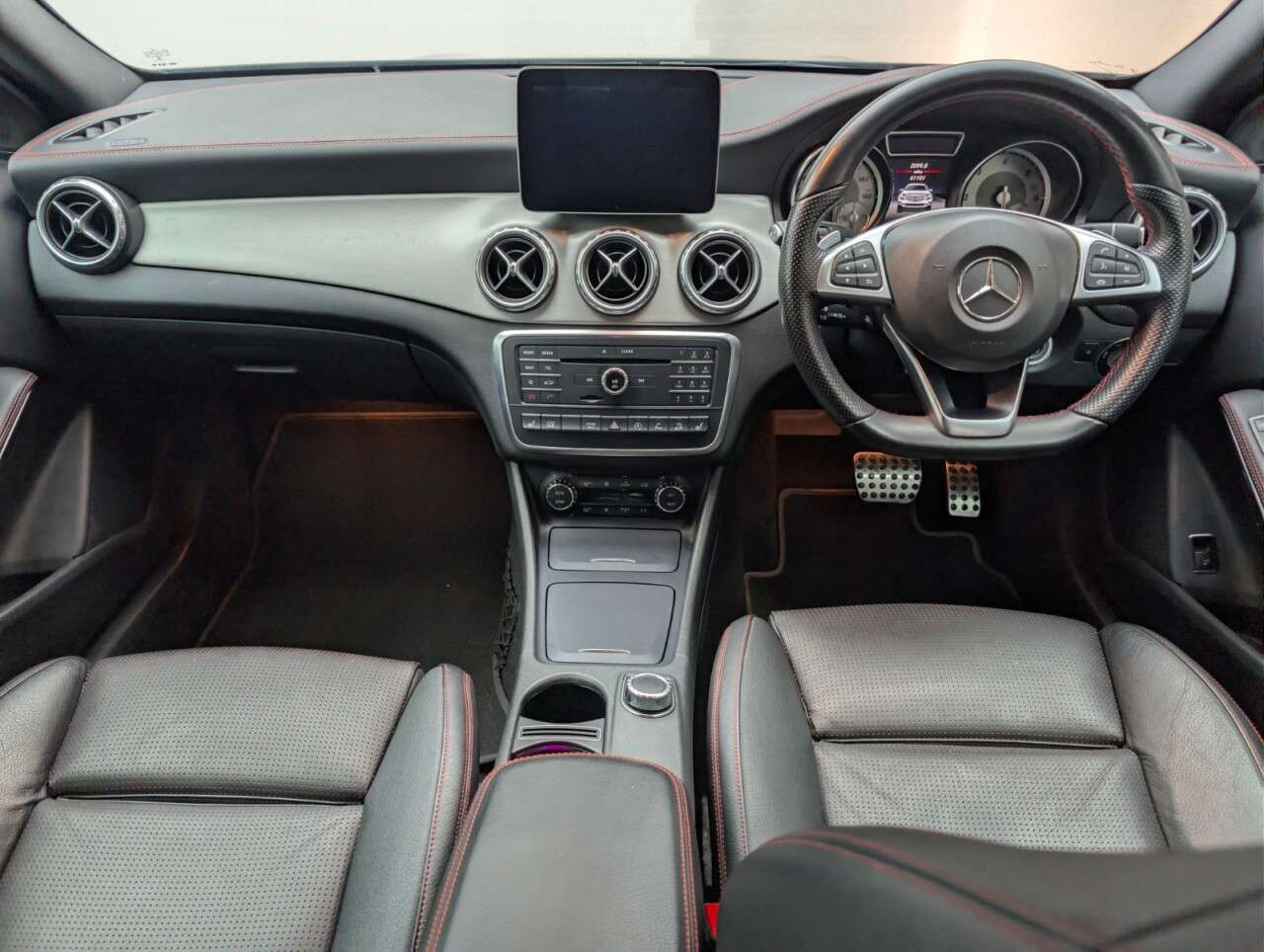 2016 MERCEDES-BENZ 180 2016 MERCEDES-BENZ 180