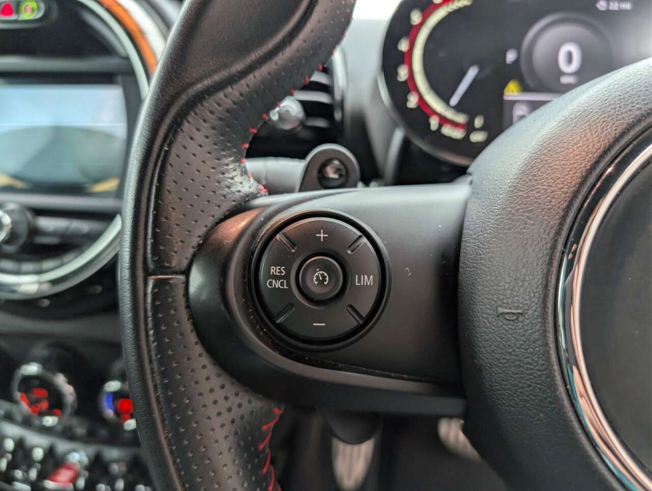 2020 MINI CLUBMAN 2020 MINI CLUBMAN