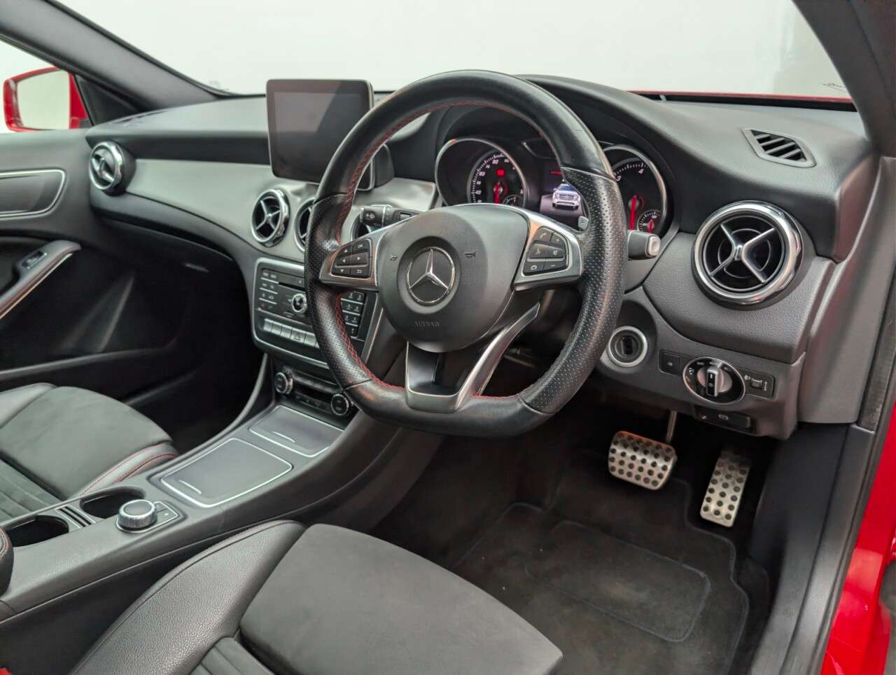 2018 MERCEDES-BENZ 180 2018 MERCEDES-BENZ 180