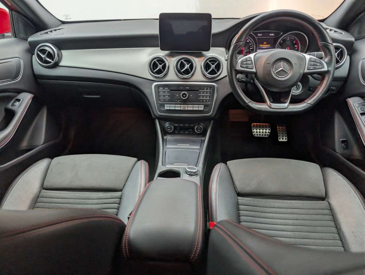 2018 MERCEDES-BENZ 180 2018 MERCEDES-BENZ 180