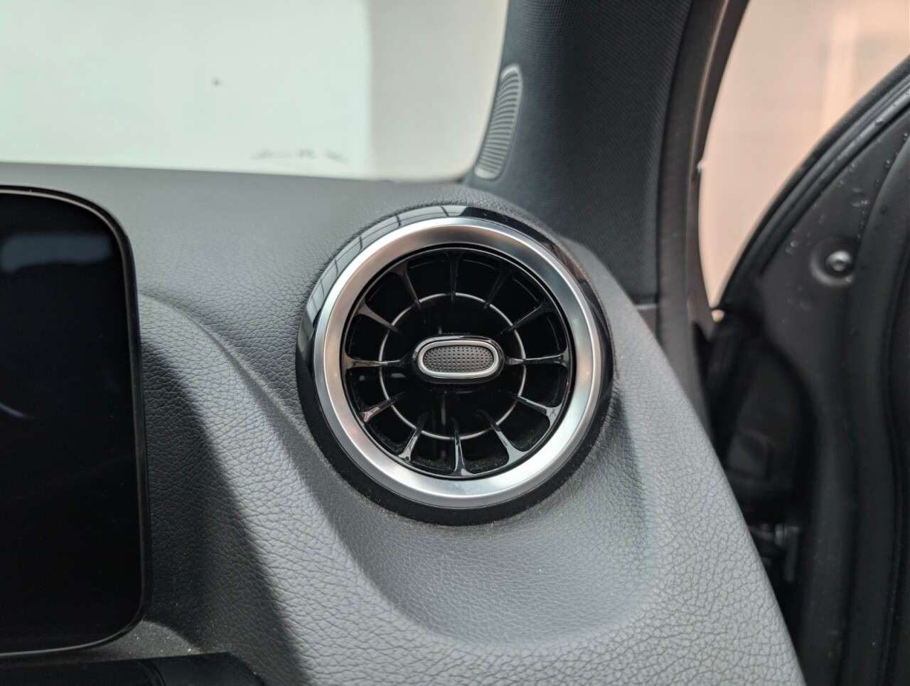 2022 MERCEDES-BENZ GLA CLASS 2022 MERCEDES-BENZ GLA CLASS