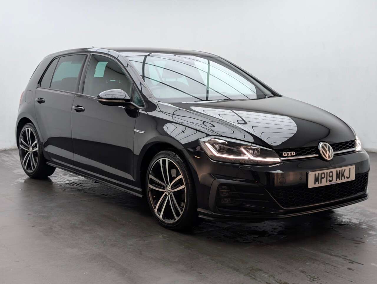 2019 VOLKSWAGEN GOLF 2019 VOLKSWAGEN GOLF