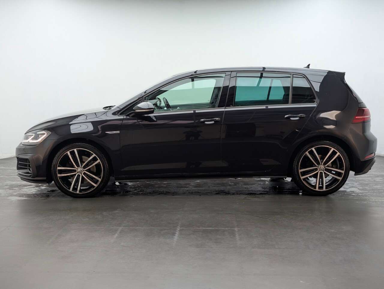 2019 VOLKSWAGEN GOLF 2019 VOLKSWAGEN GOLF