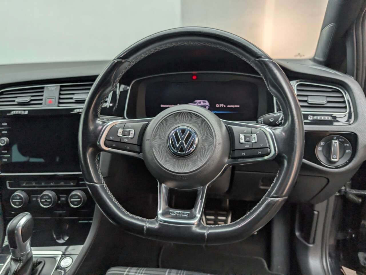 2019 VOLKSWAGEN GOLF 2019 VOLKSWAGEN GOLF