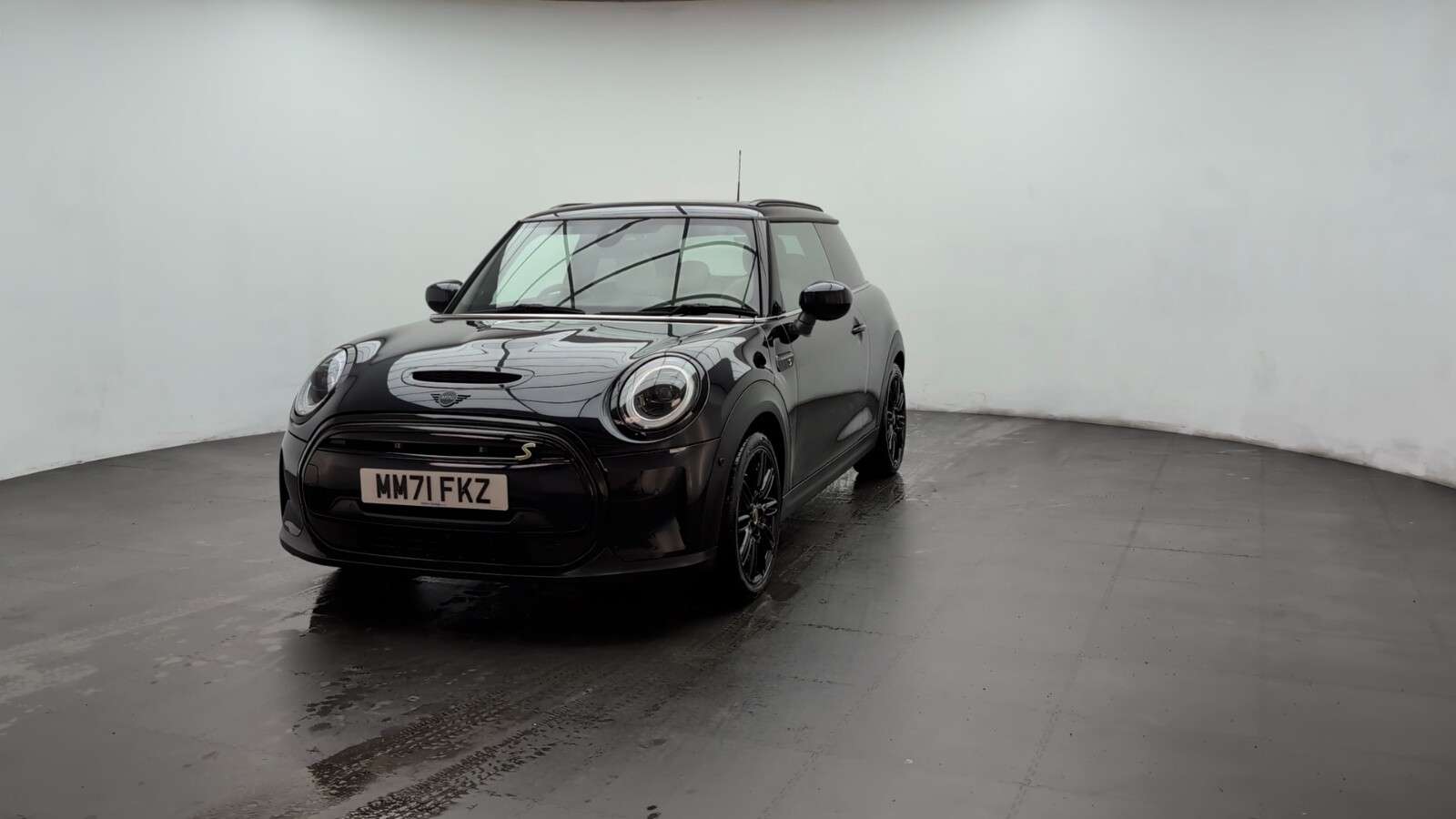 2021 MINI ELECTRIC HATCH 2021 MINI ELECTRIC HATCH