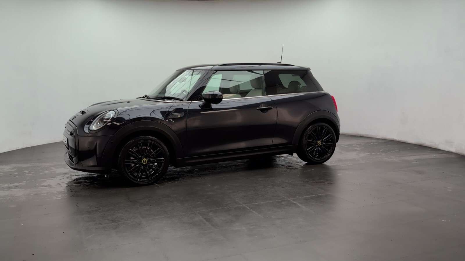 2021 MINI ELECTRIC HATCH 2021 MINI ELECTRIC HATCH