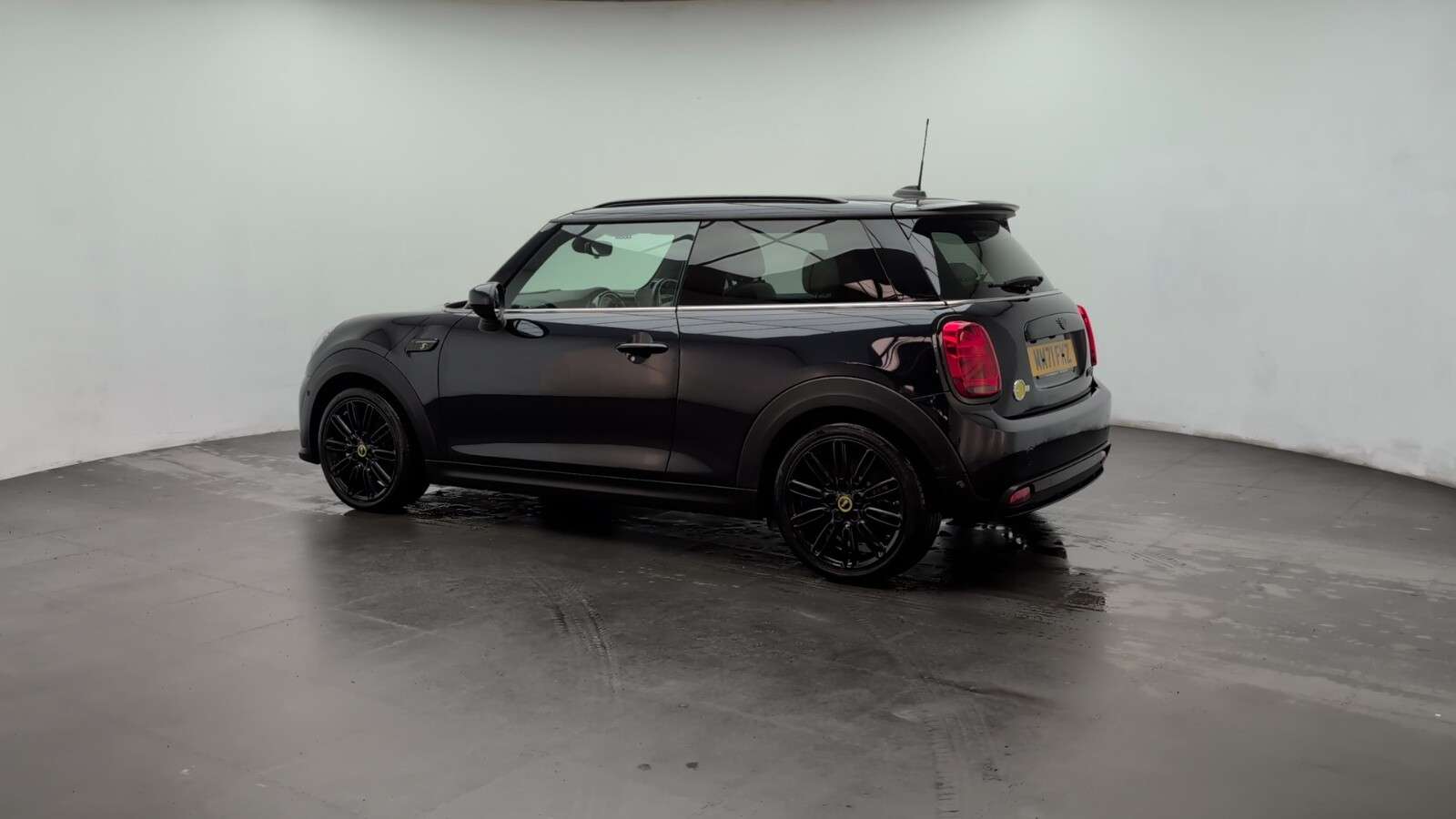 2021 MINI ELECTRIC HATCH 2021 MINI ELECTRIC HATCH