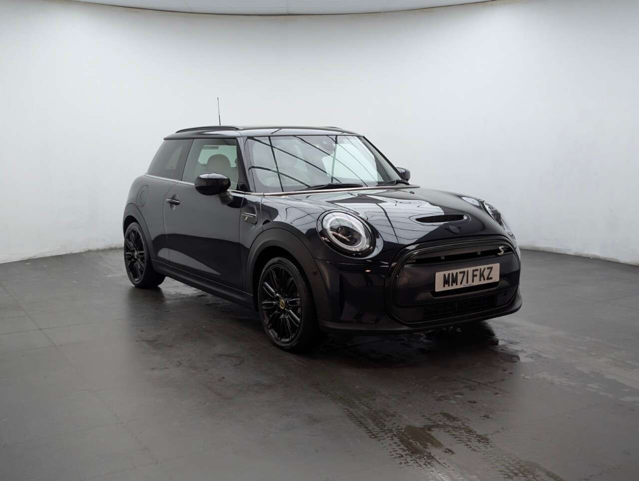 2021 MINI ELECTRIC HATCH 2021 MINI ELECTRIC HATCH