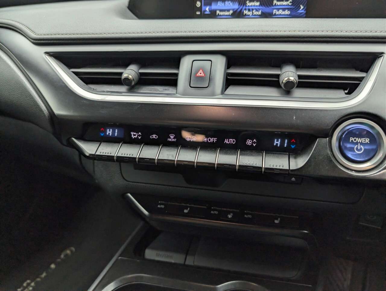 2022 LEXUS UX 2022 LEXUS UX