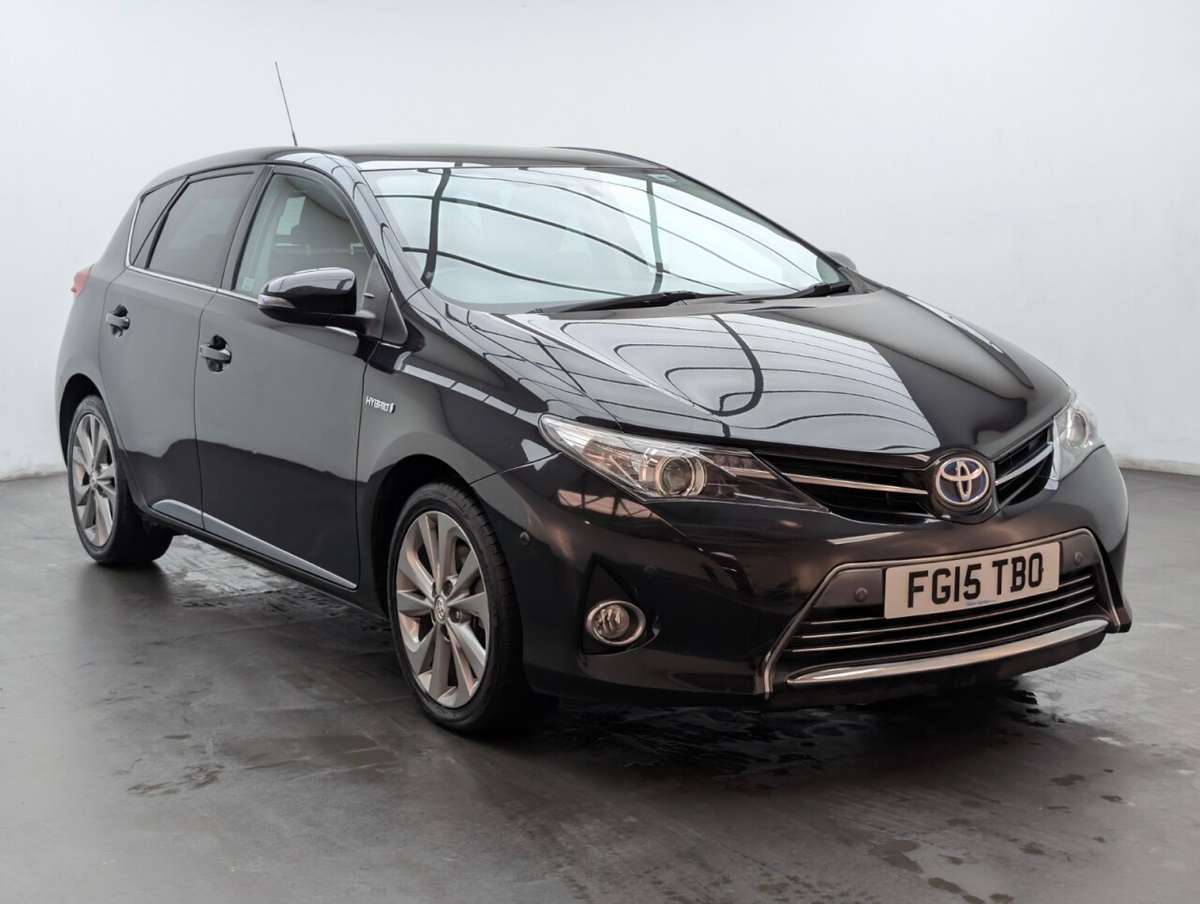 Check out this Toyota Auris 2015 Hybrid Electric Automatic