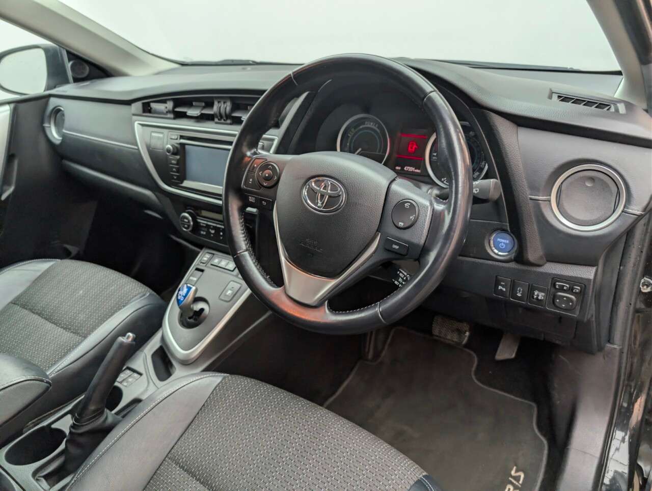 2015 TOYOTA AURIS 2015 TOYOTA AURIS