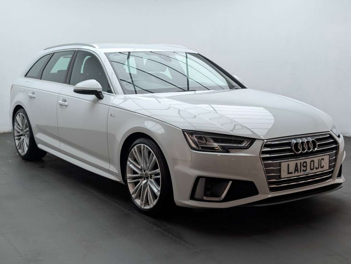 Check out this Audi A4 Avant 2019 Petrol Automatic