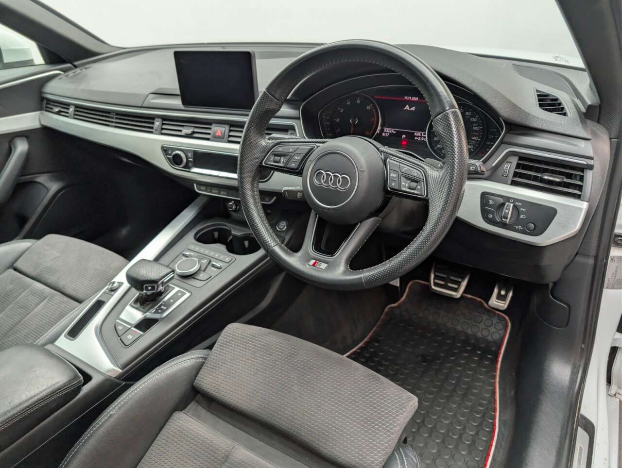 2019 AUDI A4 AVANT 2019 AUDI A4 AVANT
