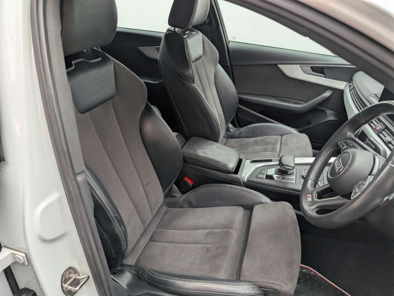 2019 AUDI A4 AVANT 2019 AUDI A4 AVANT