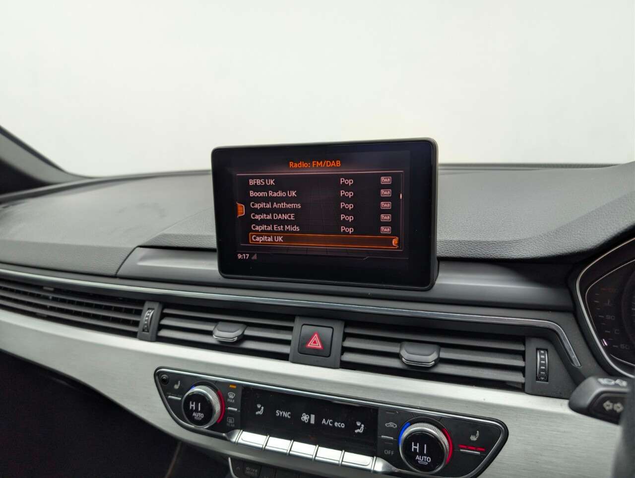 2019 AUDI A4 AVANT 2019 AUDI A4 AVANT