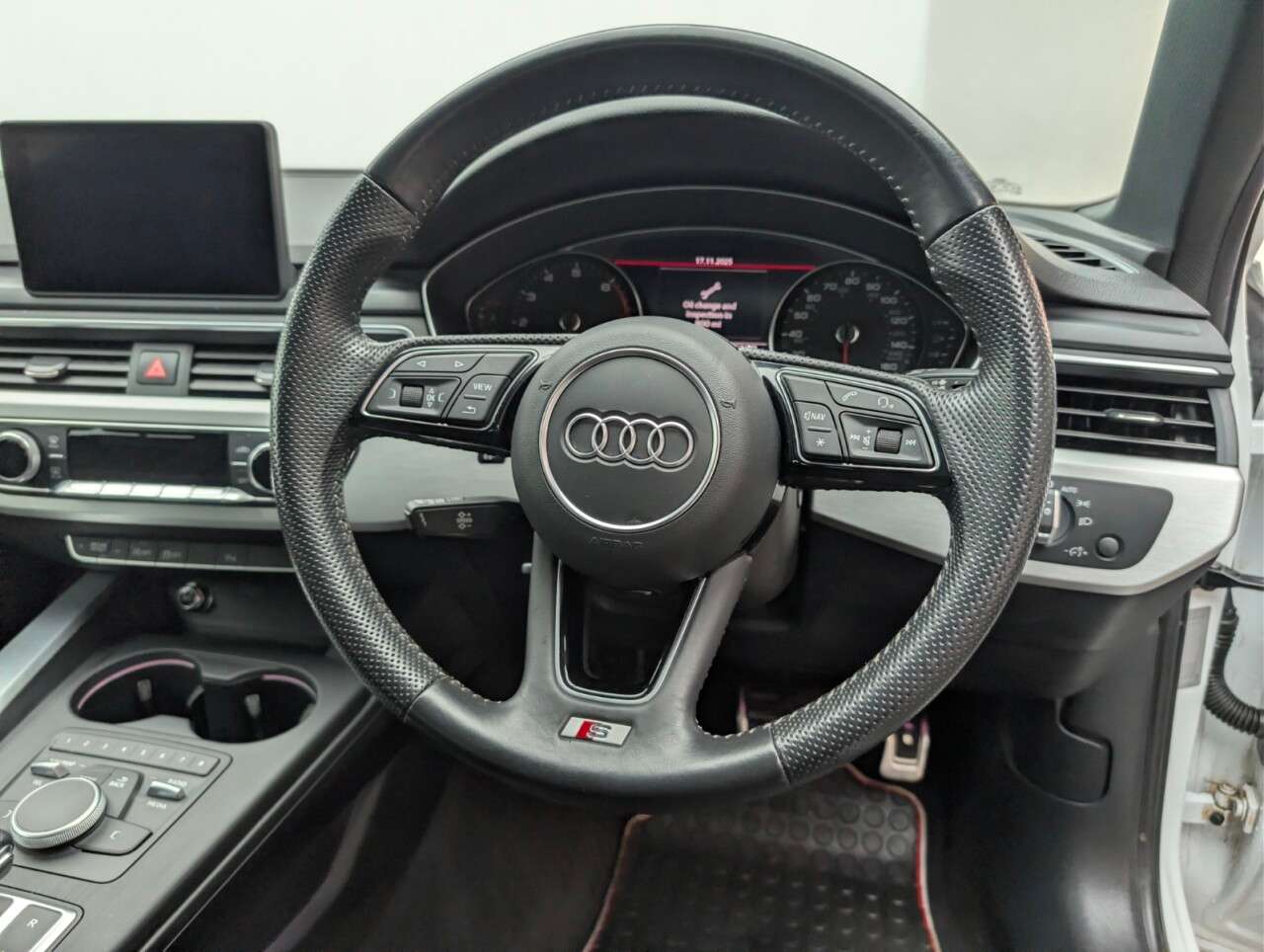 2019 AUDI A4 AVANT 2019 AUDI A4 AVANT