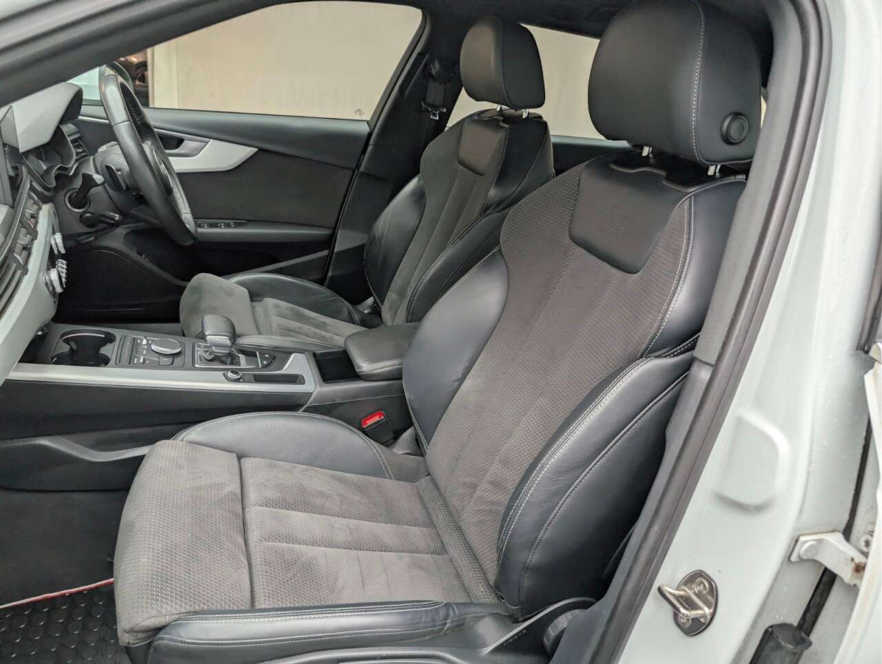 2019 AUDI A4 AVANT 2019 AUDI A4 AVANT