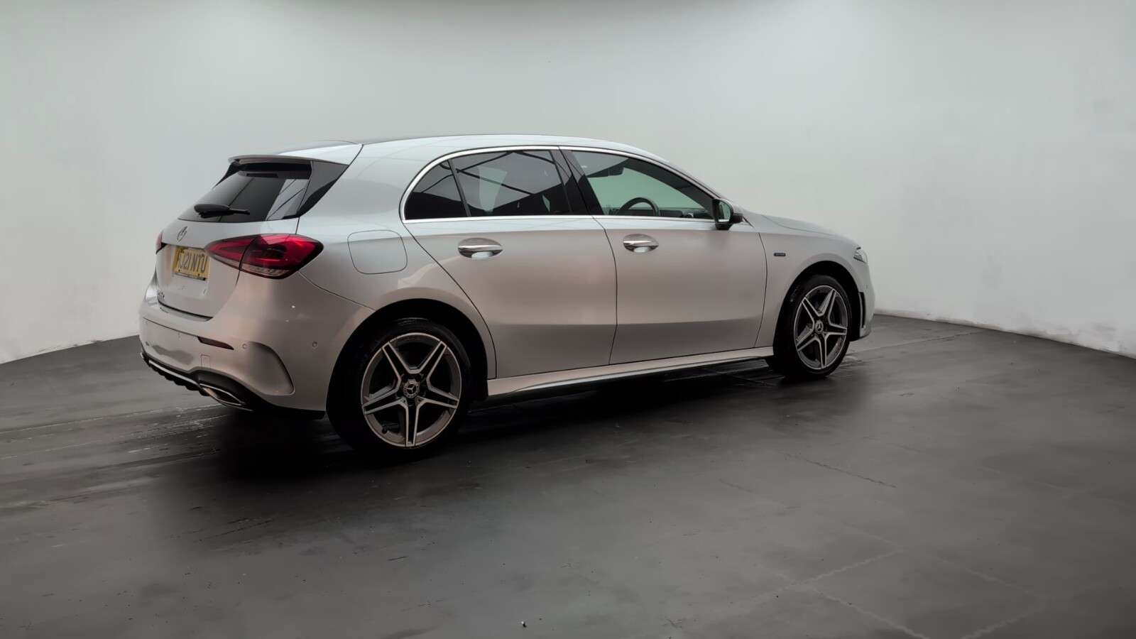 2021 MERCEDES-BENZ A CLASS 2021 MERCEDES-BENZ A CLASS