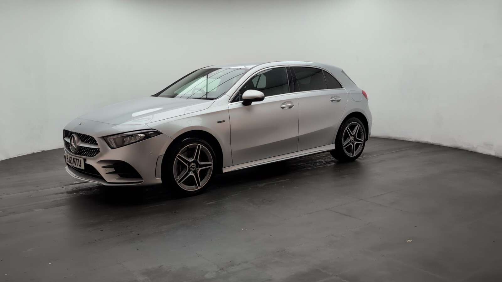 2021 MERCEDES-BENZ A CLASS 2021 MERCEDES-BENZ A CLASS