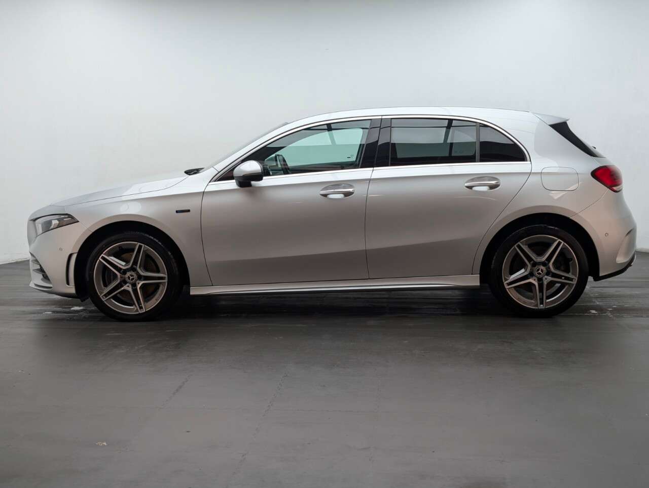 2021 MERCEDES-BENZ A CLASS 2021 MERCEDES-BENZ A CLASS