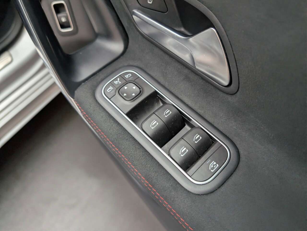 2021 MERCEDES-BENZ A CLASS 2021 MERCEDES-BENZ A CLASS