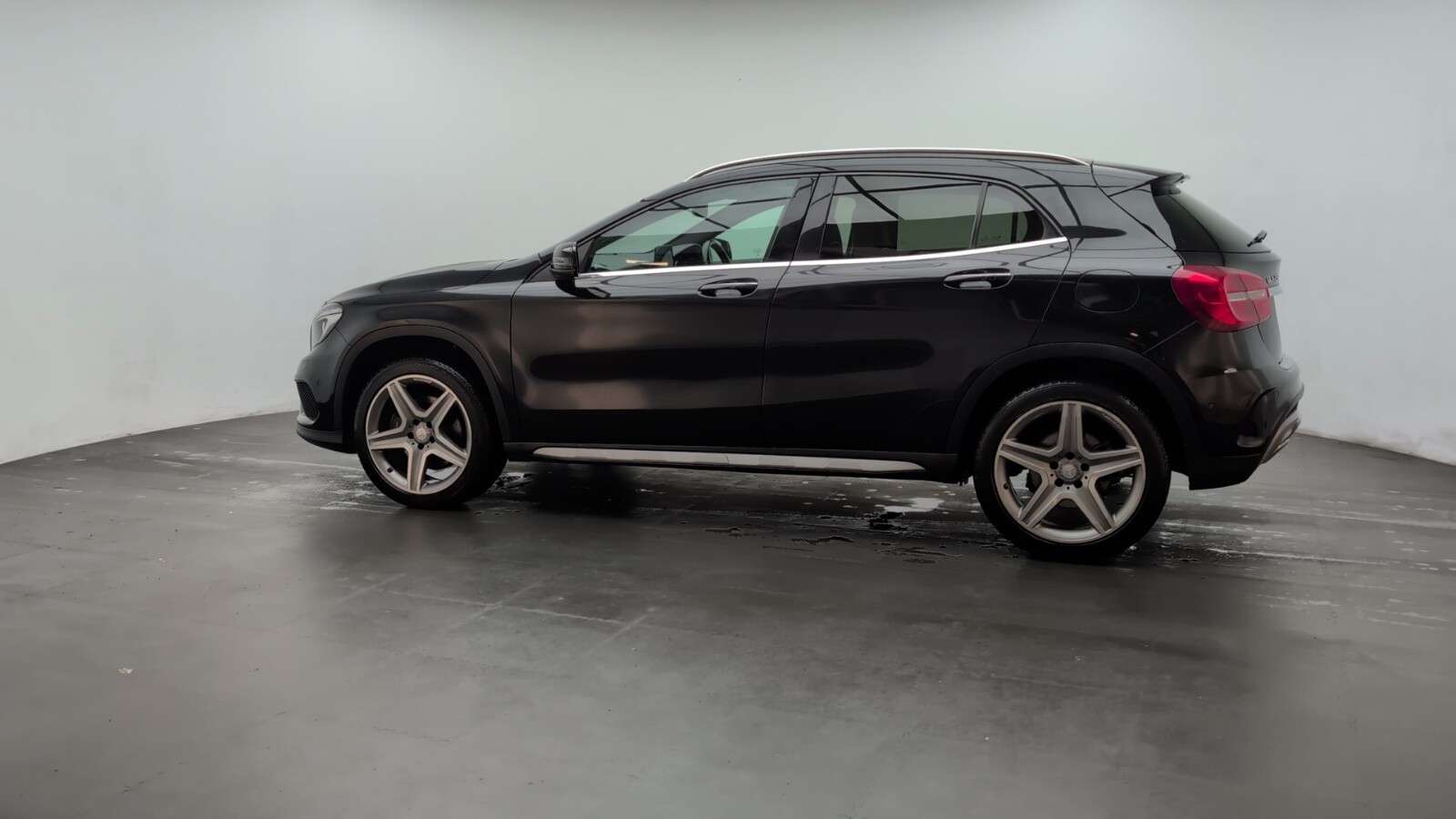 2016 MERCEDES-BENZ GLA CLASS 2016 MERCEDES-BENZ GLA CLASS