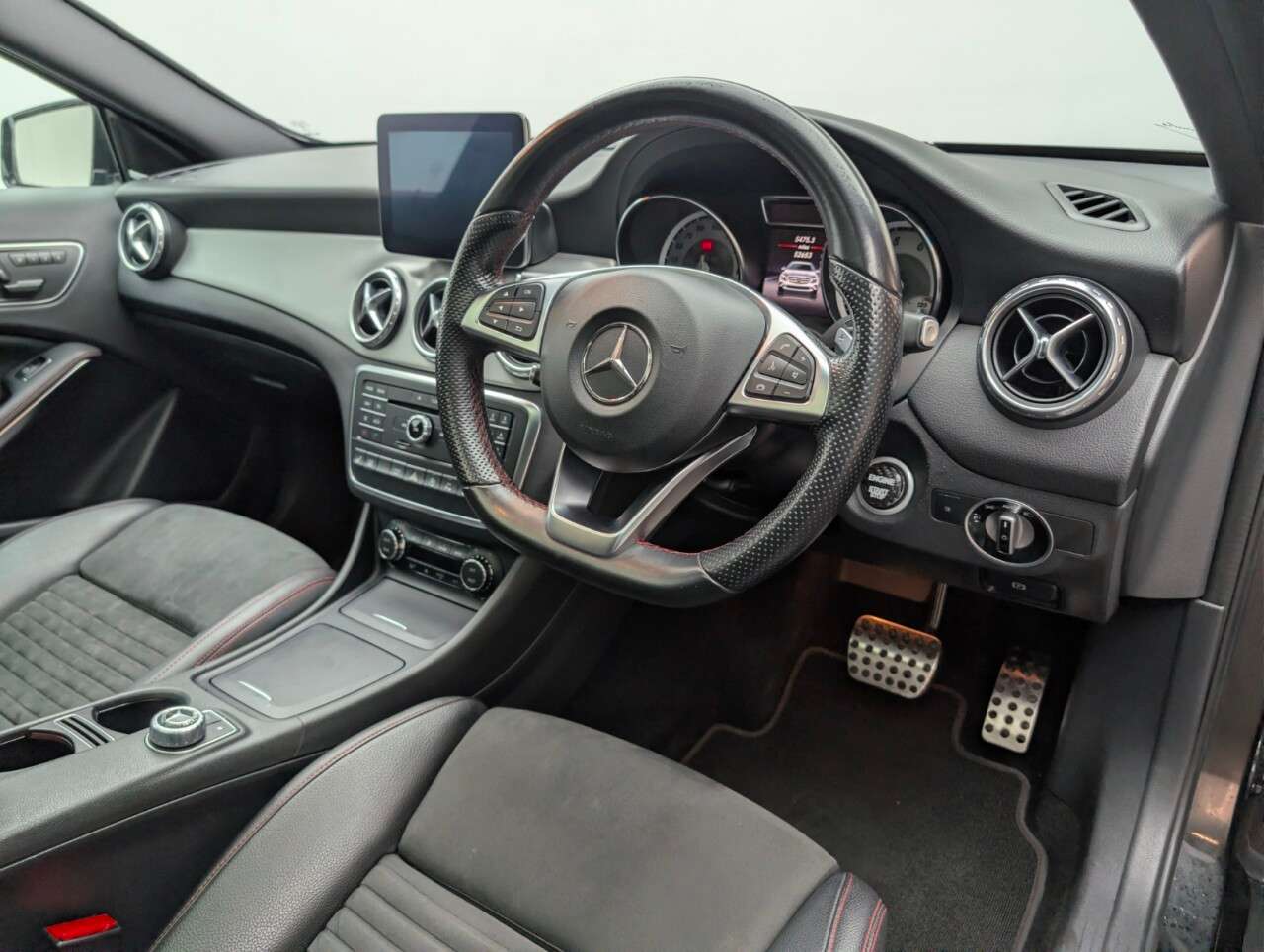 2016 MERCEDES-BENZ GLA CLASS 2016 MERCEDES-BENZ GLA CLASS
