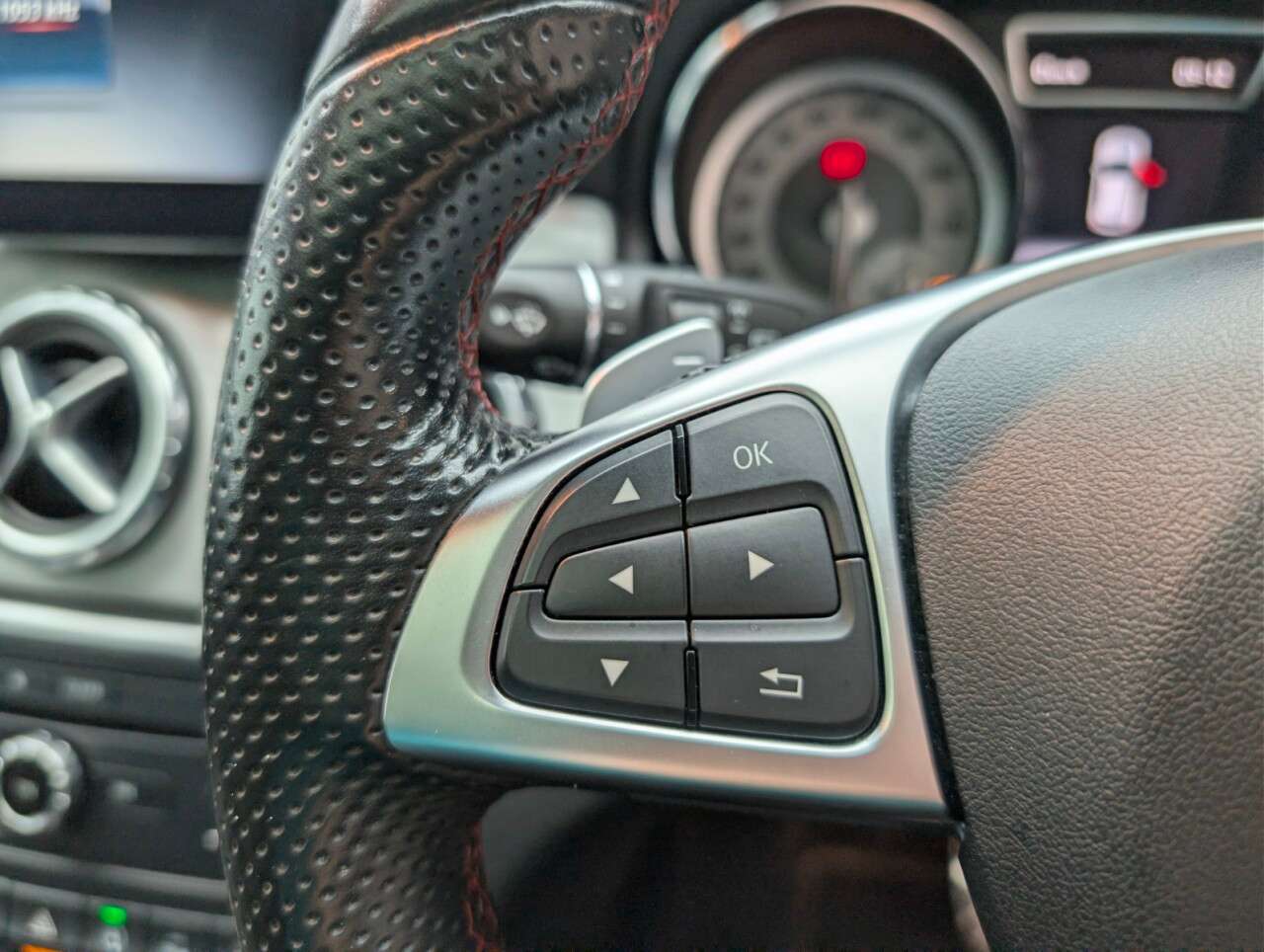 2016 MERCEDES-BENZ GLA CLASS 2016 MERCEDES-BENZ GLA CLASS