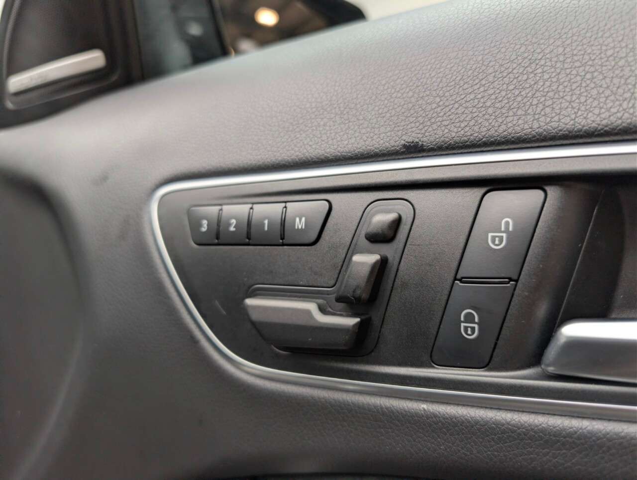 2016 MERCEDES-BENZ GLA CLASS 2016 MERCEDES-BENZ GLA CLASS