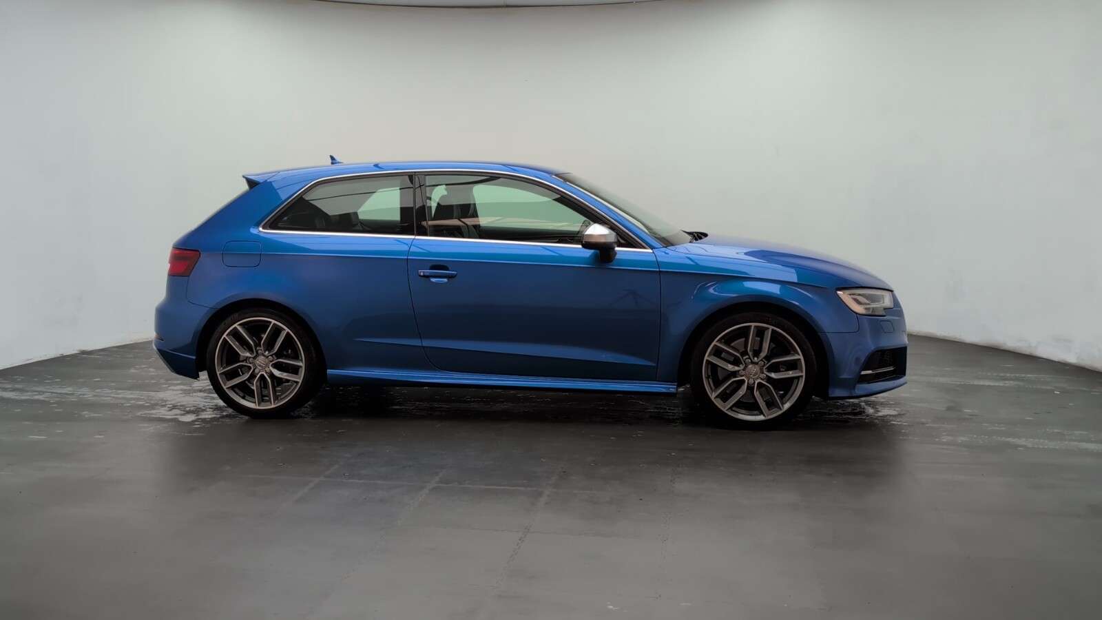2017 AUDI S3 2017 AUDI S3