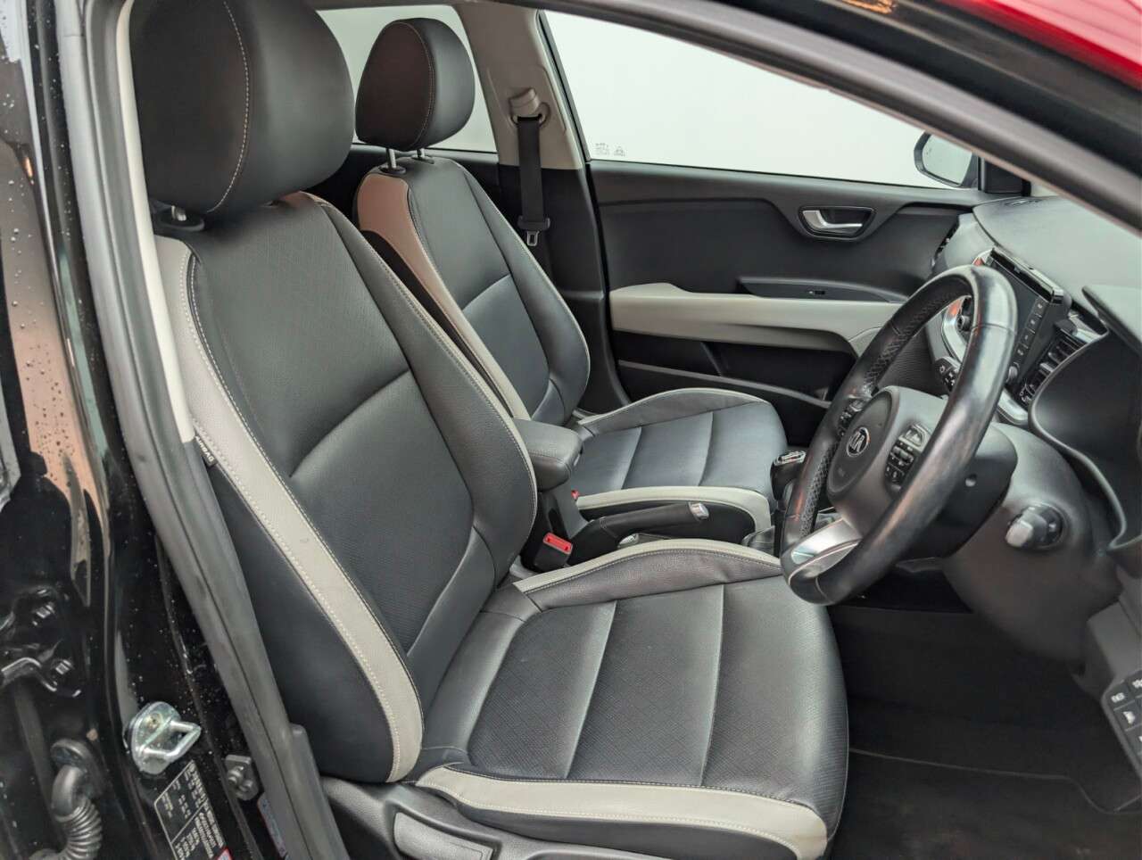 2020 KIA STONIC 2020 KIA STONIC